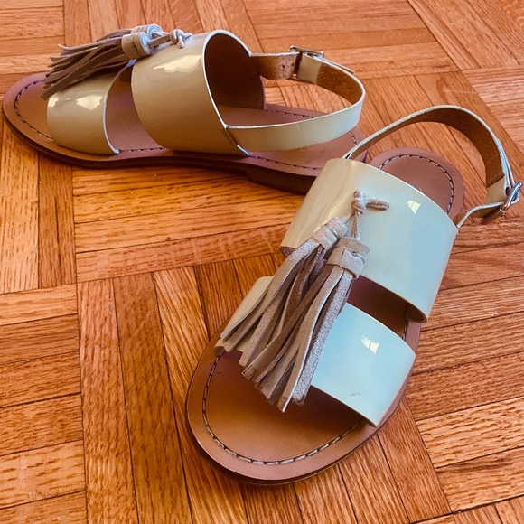 Sandals - Picture 2 of 3